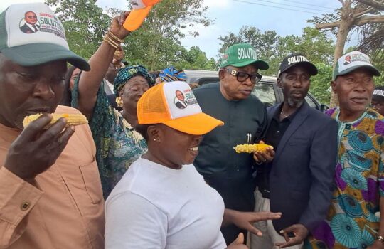 Oyo ADC Governorship Candidate Draws Reactions After Sharing Boiled Corn With Supporters